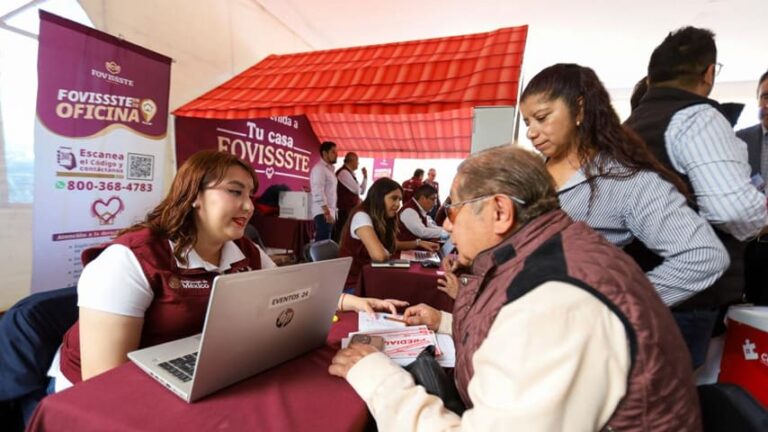 FOVISSSTE instala módulo de atención en la AAPAUNAM